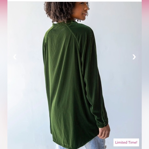 Natural Life Laid Back Velvet Button Down - Green Size XS - Picture 4 of 7